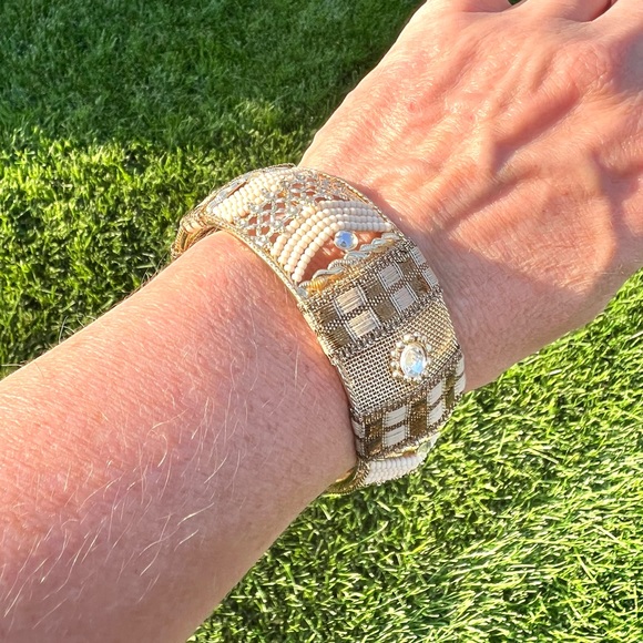 Beautiful metal mixed media bracelet - Picture 3 of 9